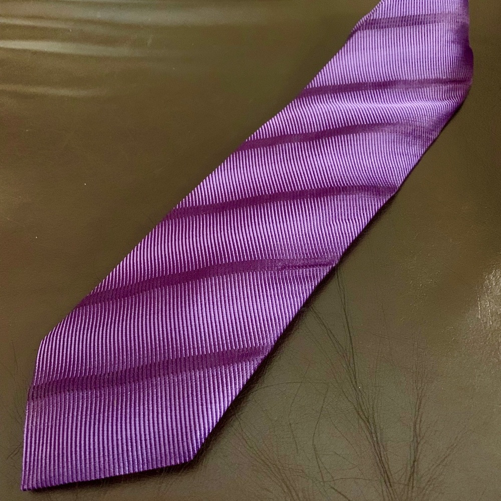 Armani Collezioni Ombré Stripe Silk Tie (Purple)